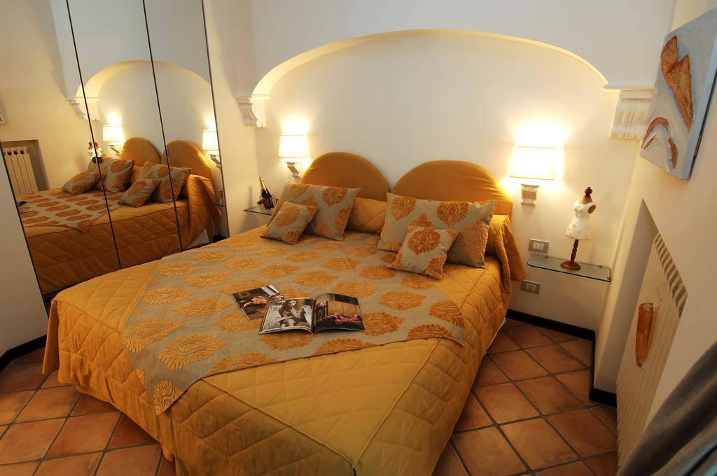 Bed and Breakfast Weekend A Napoli Exteriér fotografie