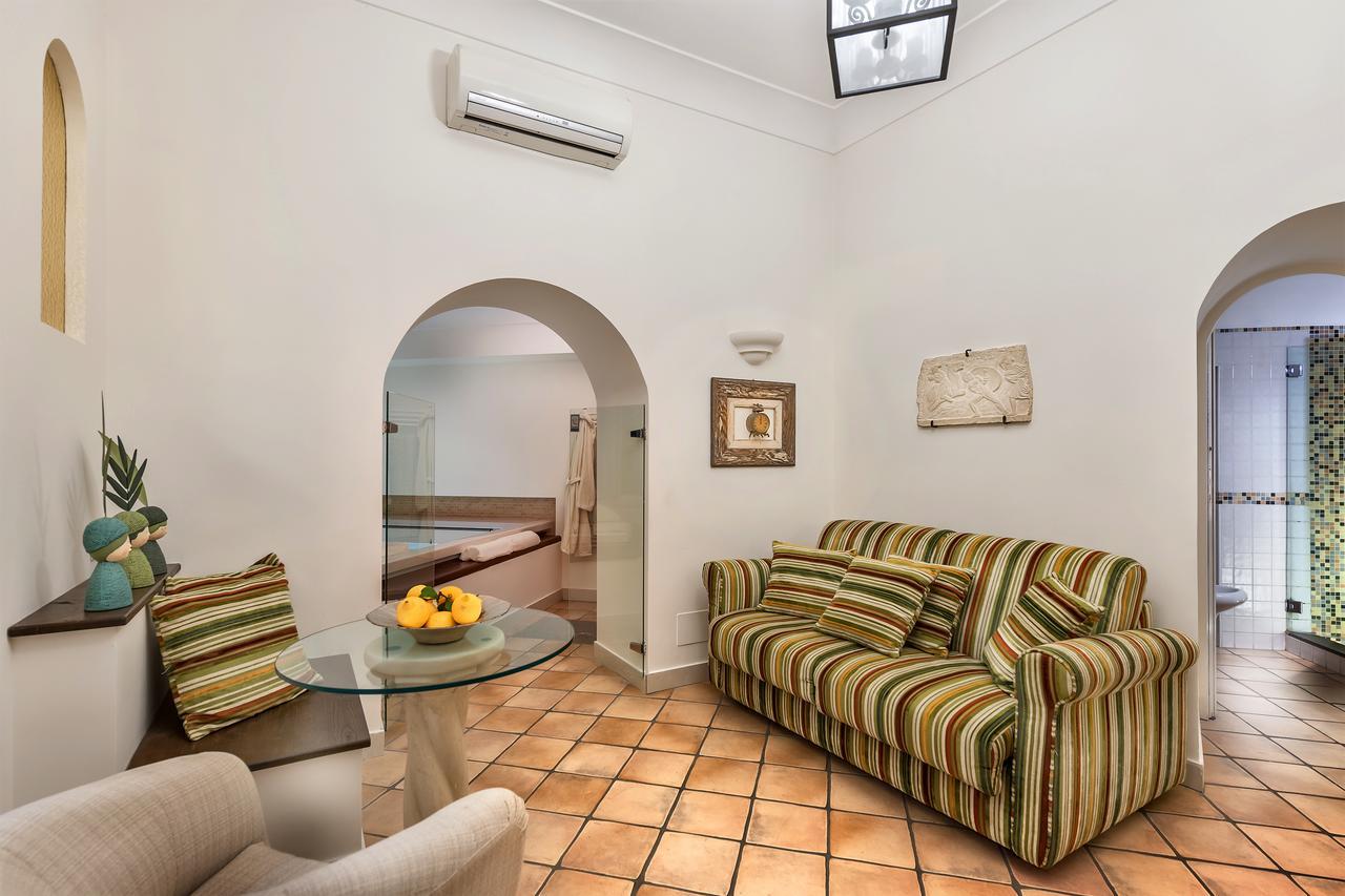 Bed and Breakfast Weekend A Napoli Exteriér fotografie