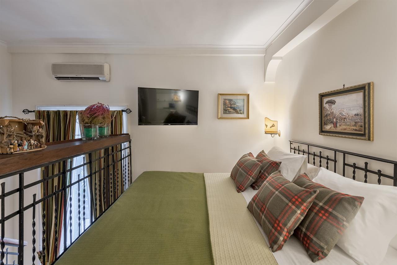 Bed and Breakfast Weekend A Napoli Exteriér fotografie